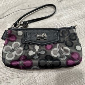 Coach Poppy Wristlet
